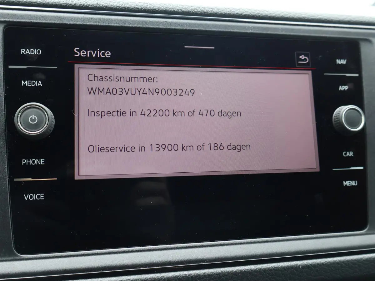 35 3.140 AUT. L4H3 ZILVERGRIJS + CAMERA | APPLE CARPLAY | ANDROID AUTO | DAB | NAVIGATIE