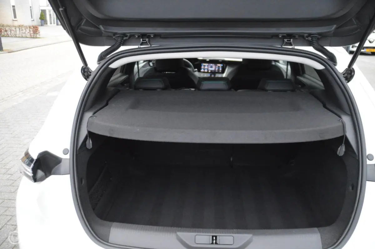 1.2 PureTech Allure Pack Busines BOVAG GARANTIE