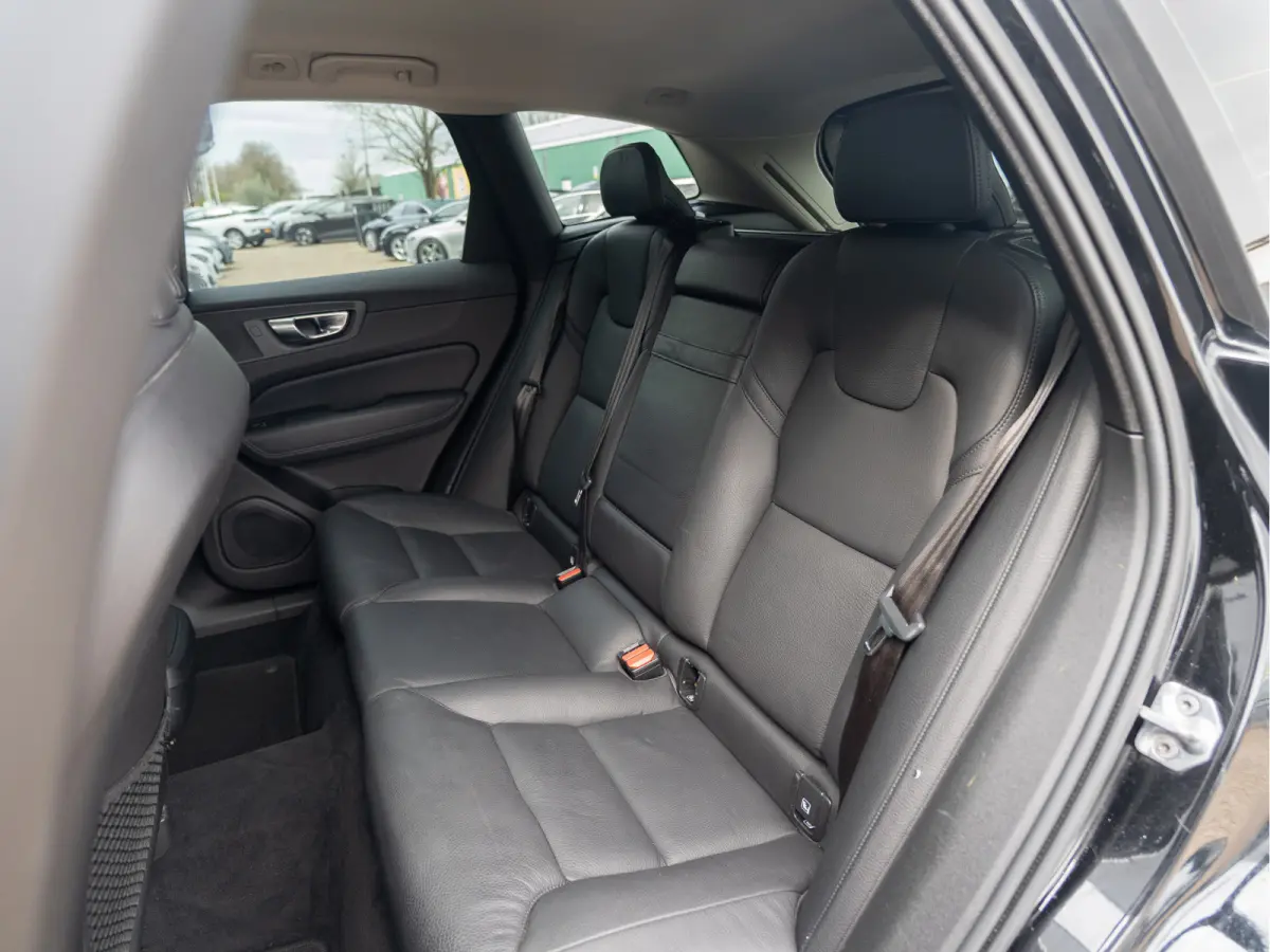 2.0 T5 Inscription | Leder | 20" LMV | Dealer Ond. |