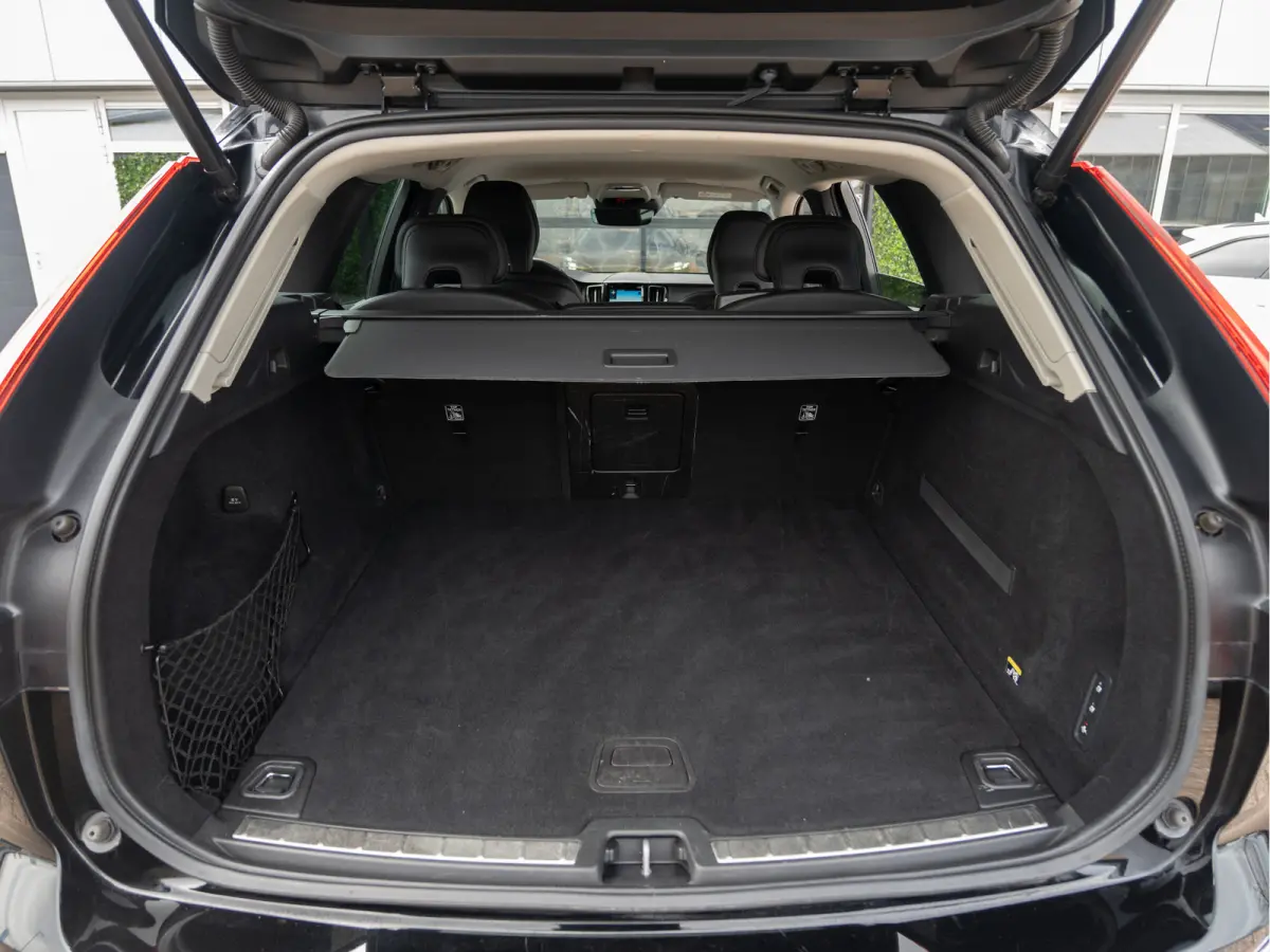 2.0 T5 Inscription | Leder | 20" LMV | Dealer Ond. |