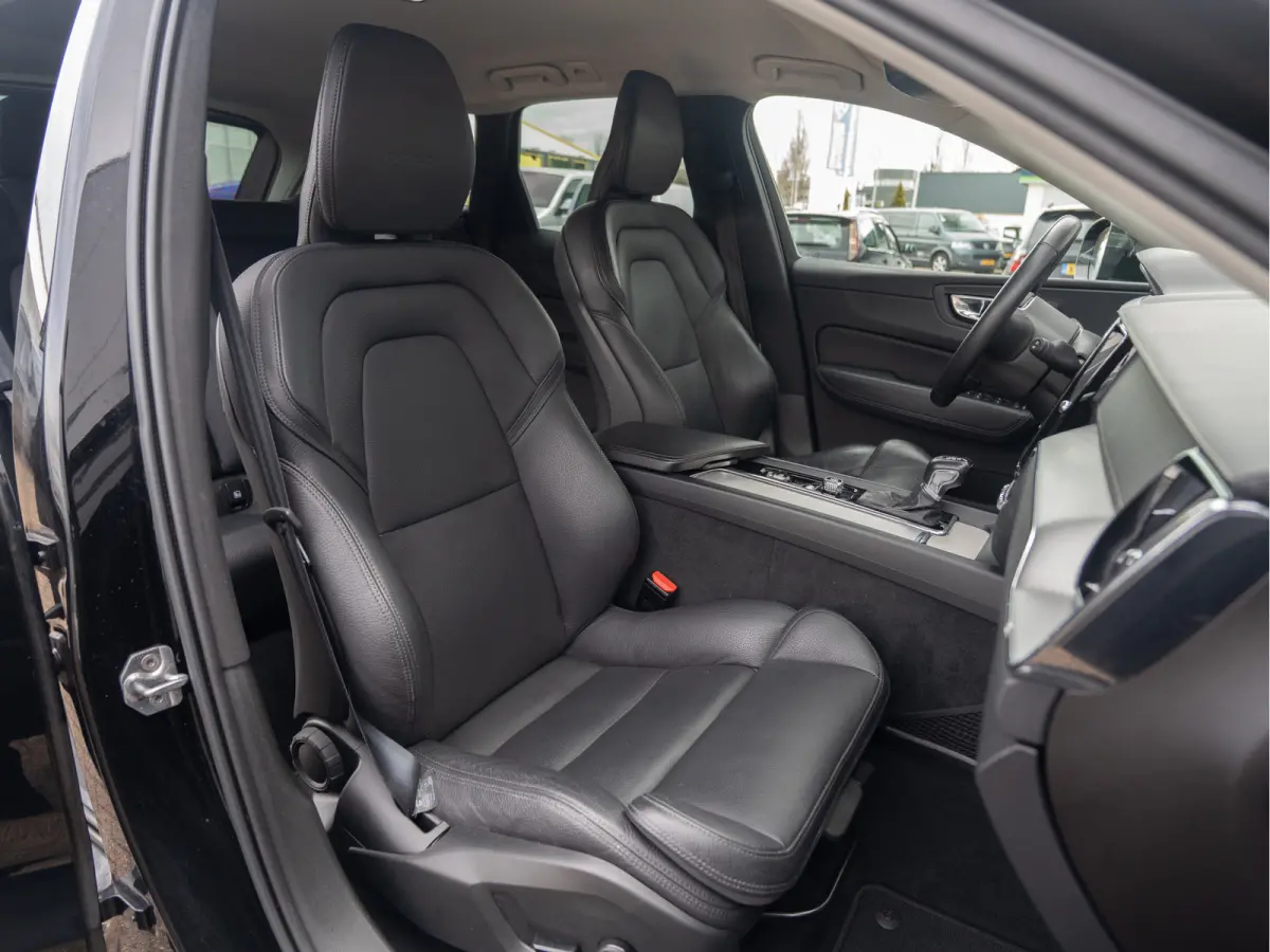 2.0 T5 Inscription | Leder | 20" LMV | Dealer Ond. |