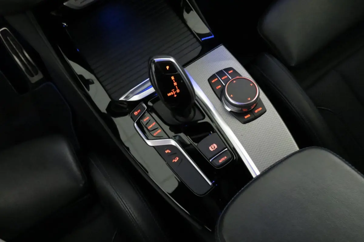 M40i xDrive l Head-Up l D.A.P l Panoramadak