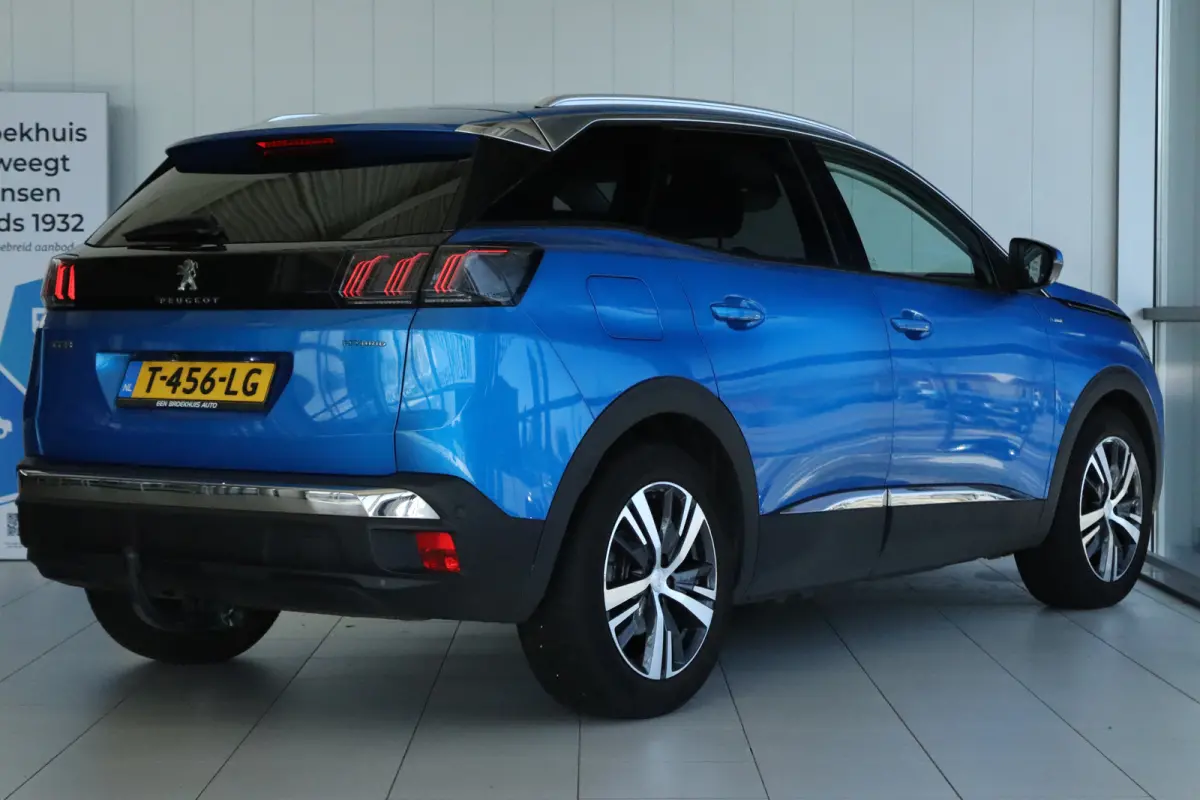 1.6 HYbrid 225 Blue Lease Allure | Adapt. Cruise | Trekhaak | Camera | Navi | Keyless | Dodehoekbewaking | Carplay | Navi |