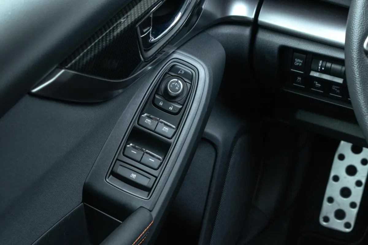 2.0i CVT e-BOXER Luxury | Eyesight | Navigatie | Keyless Entry |
