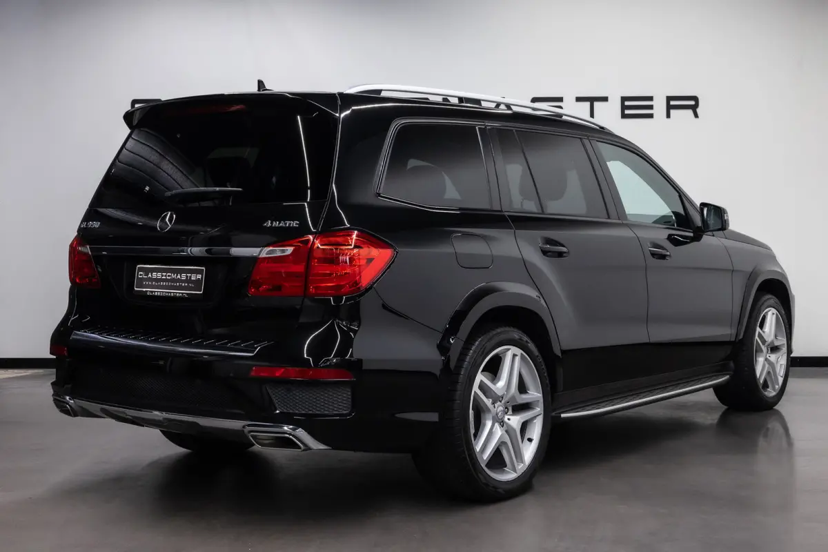 500 4-Matic BTW auto, AMG Exclusive Package. (€ 40.454.55 Ex B.T.W) DEALER AUTO 7 Persoonsuitvoering