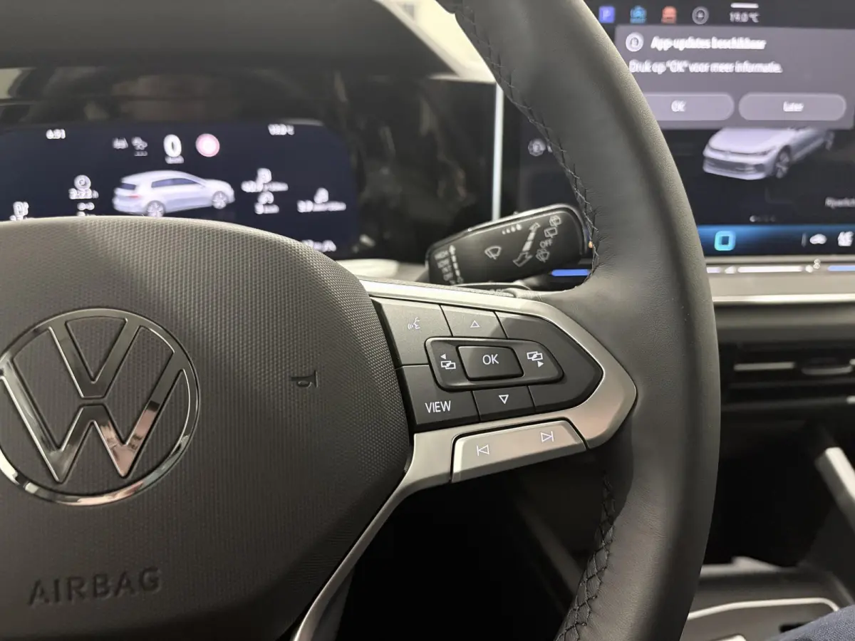 (8) GP Life Edition 1.5 eHybrid 150 kW / 204 PK Hatchback 6 versn. DSG 1.5 eHybrid Life Edition
