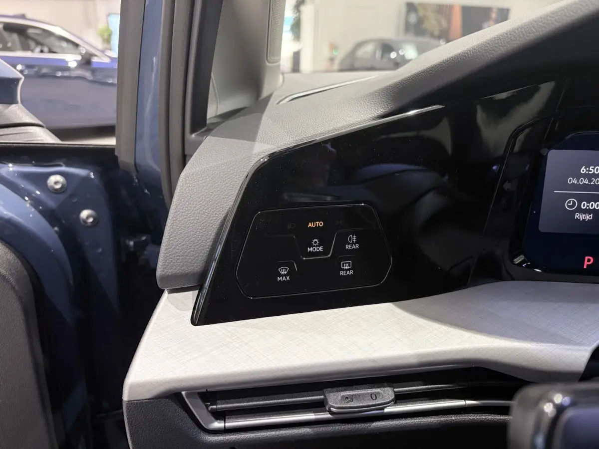 (8) GP Life Edition 1.5 eHybrid 150 kW / 204 PK Hatchback 6 versn. DSG 1.5 eHybrid Life Edition