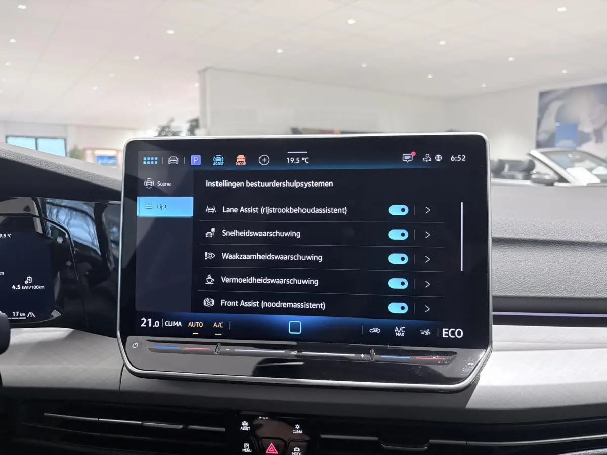 (8) GP Life Edition 1.5 eHybrid 150 kW / 204 PK Hatchback 6 versn. DSG 1.5 eHybrid Life Edition