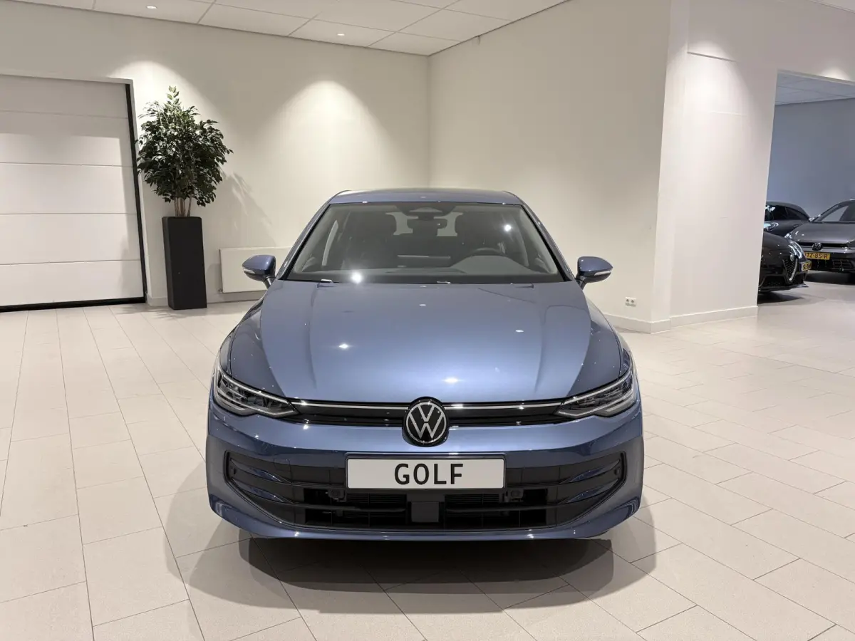 (8) GP Life Edition 1.5 eHybrid 150 kW / 204 PK Hatchback 6 versn. DSG 1.5 eHybrid Life Edition