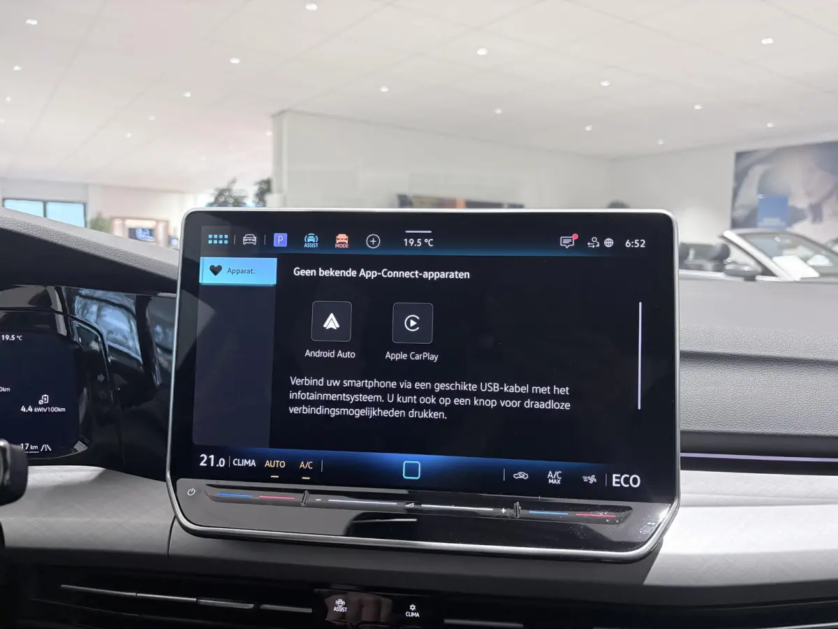 (8) GP Life Edition 1.5 eHybrid 150 kW / 204 PK Hatchback 6 versn. DSG 1.5 eHybrid Life Edition