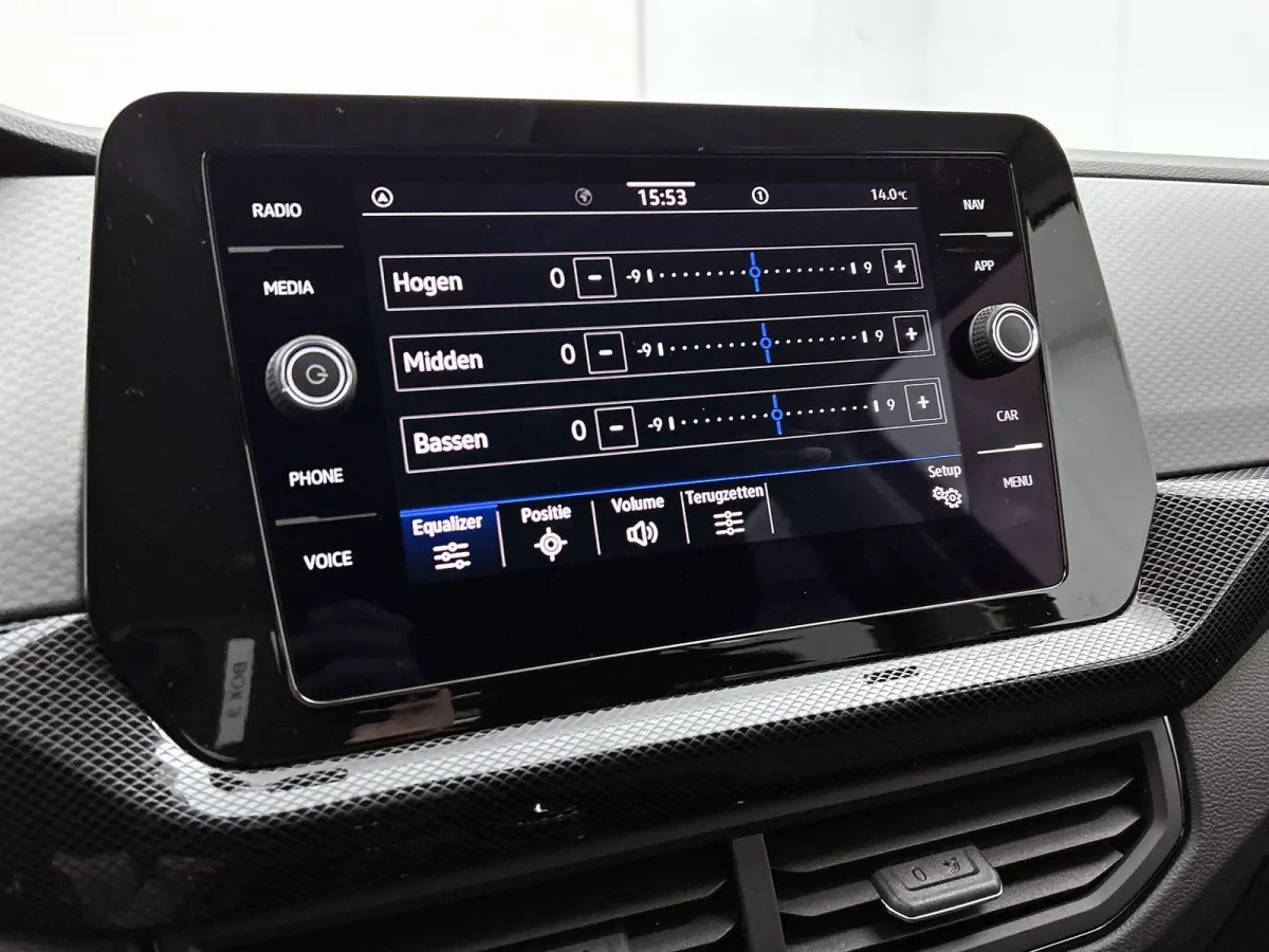 1.0 TSI Life Edition 116 PK Automaat | Fysieke voorraad | Apple Carplay draadloos | Camera | Keyless access | 17" Lichtmetalen velgen | LED koplampen | Android Auto draadloos | Parkeersensor