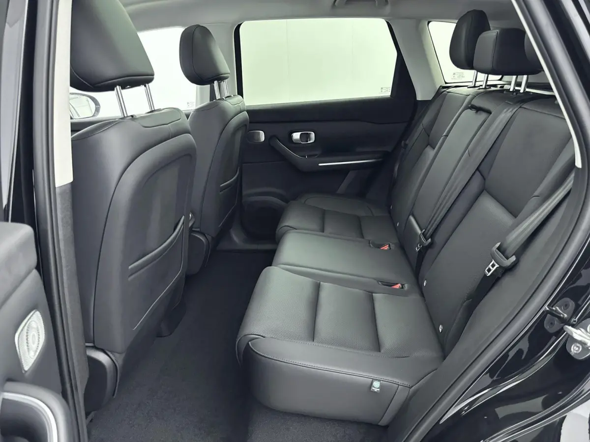 Design ProMax AWD 600pk 81.9 kWh | Plan uw Proefrit | 600pk | Navigatie | Camera | Stoel / Stuur Verwarming | Panoramadak
