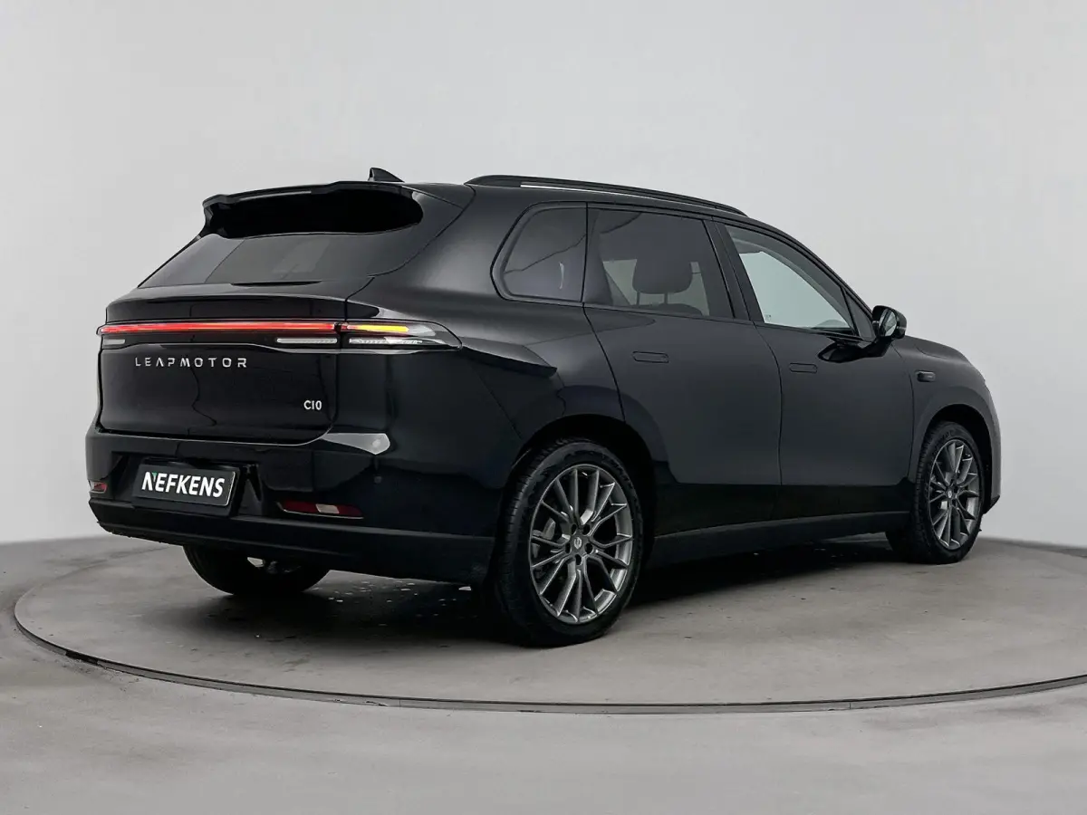 Design ProMax AWD 600pk 81.9 kWh | Plan uw Proefrit | 600pk | Navigatie | Camera | Stoel / Stuur Verwarming | Panoramadak