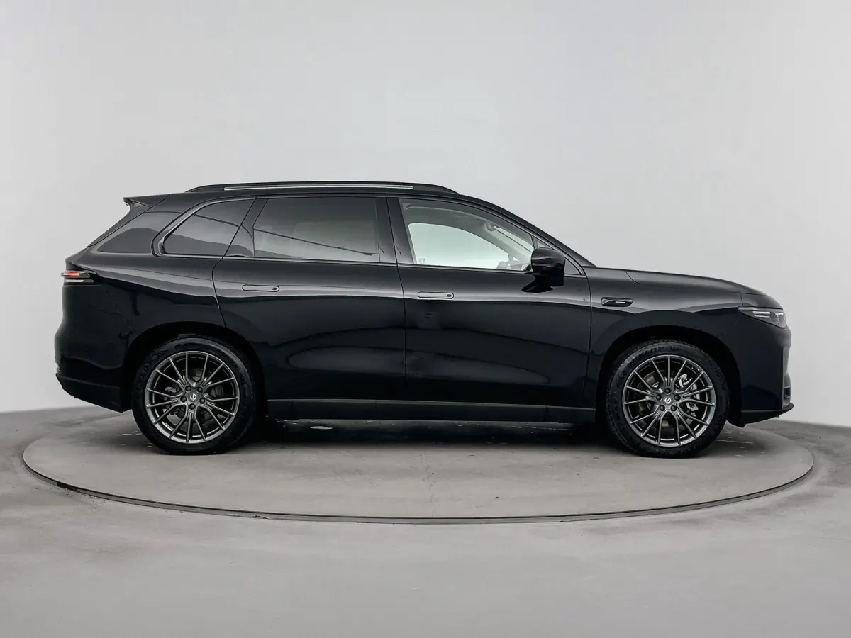 Design ProMax AWD 600pk 81.9 kWh | Plan uw Proefrit | 600pk | Navigatie | Camera | Stoel / Stuur Verwarming | Panoramadak