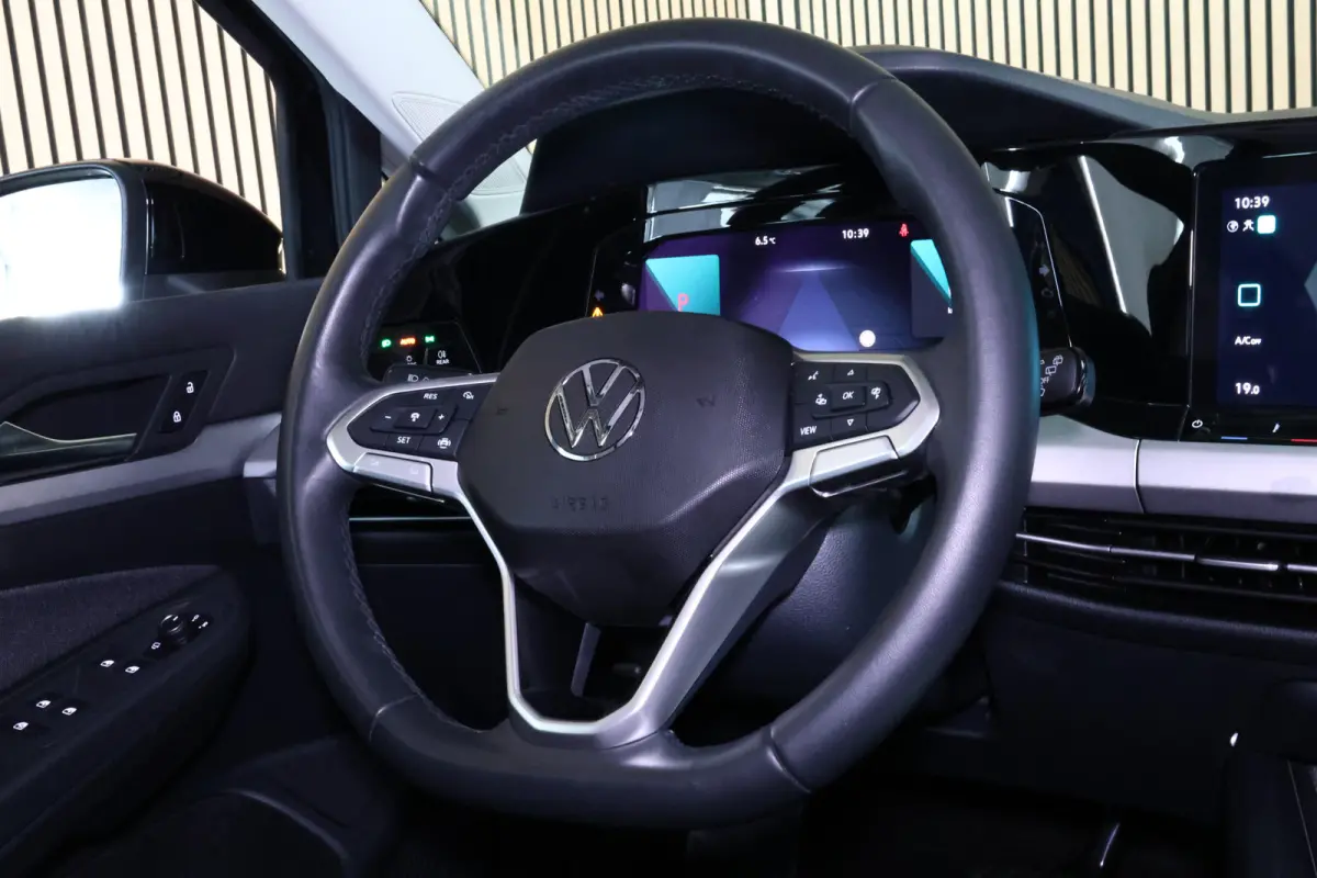 R line 1.0 eTsi AVM ACC CARPLAY CAMERA PDC '24