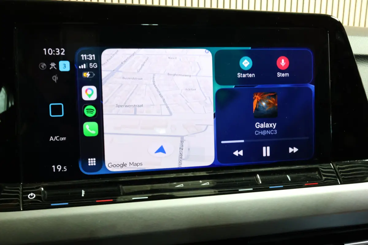 R line 1.0 eTsi AVM ACC CARPLAY CAMERA PDC '24