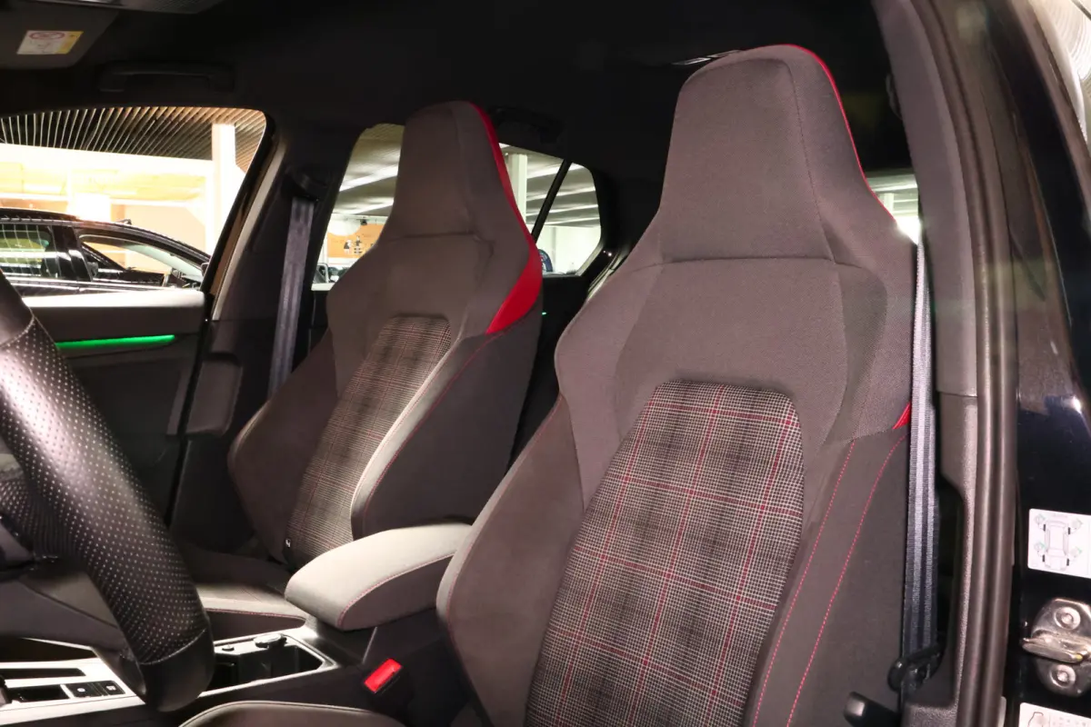 2.0 TSI GTI AVM 19000 km FULL OPTIONS VIRTUAL !! 2023
