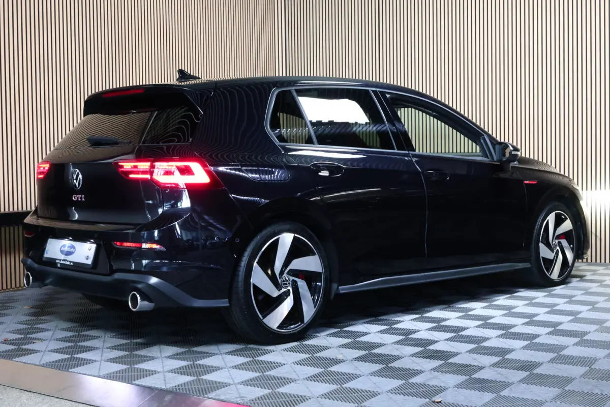 2.0 TSI GTI AVM 19000 km FULL OPTIONS VIRTUAL !! 2023