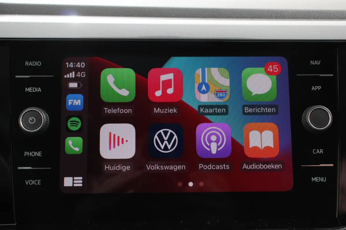 1.0 TSI DSG Highline Navigatie Apple Carplay / Android Auto Climate Control Cruise control Lichtmetalen Velgen
