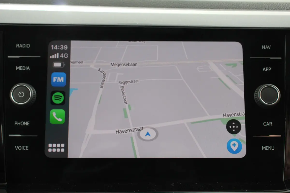 1.0 TSI DSG Highline Navigatie Apple Carplay / Android Auto Climate Control Cruise control Lichtmetalen Velgen