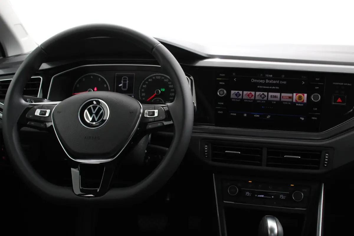 1.0 TSI DSG Highline Navigatie Apple Carplay / Android Auto Climate Control Cruise control Lichtmetalen Velgen