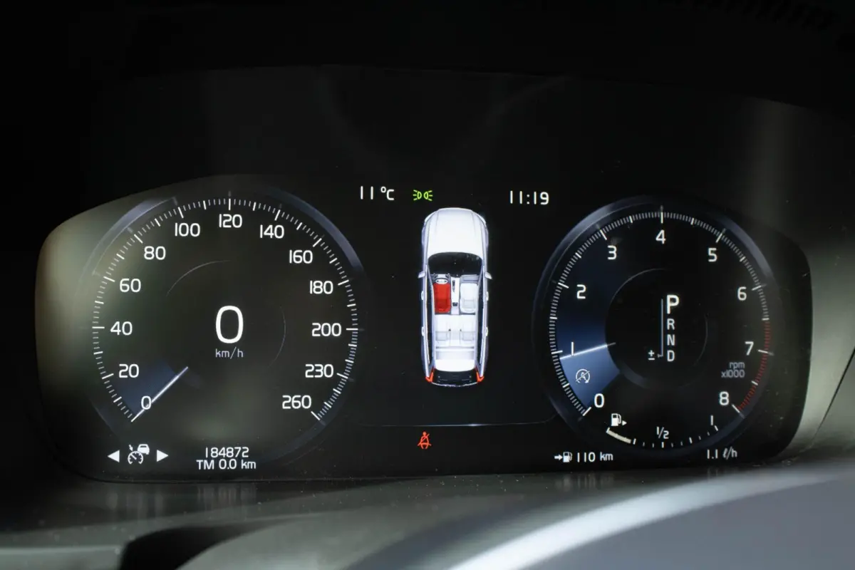 2.0 T4 Momentum|Stoelverwarming|Trekhaak|