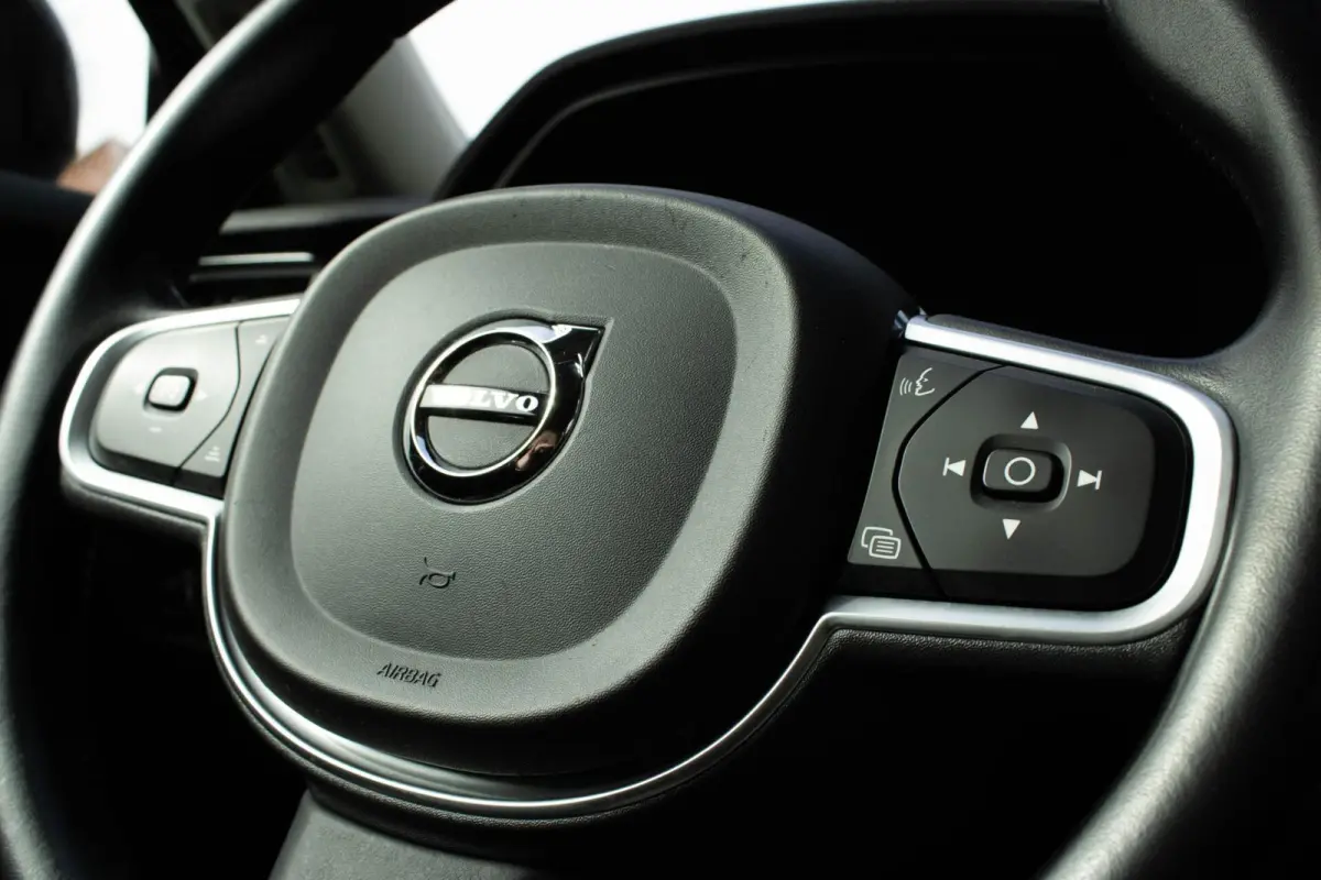 2.0 T4 Momentum|Stoelverwarming|Trekhaak|