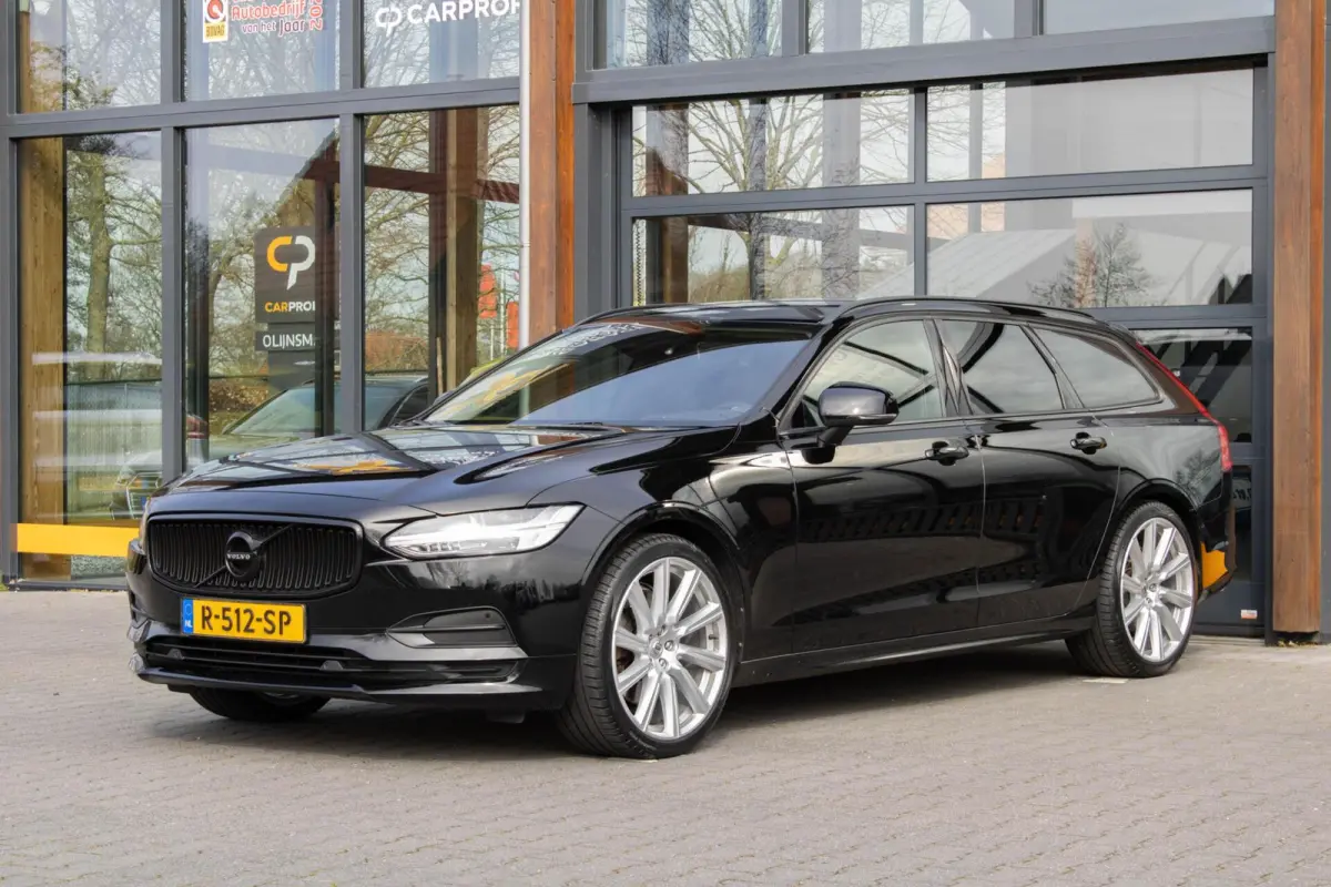 2.0 T4 Momentum|Stoelverwarming|Trekhaak|