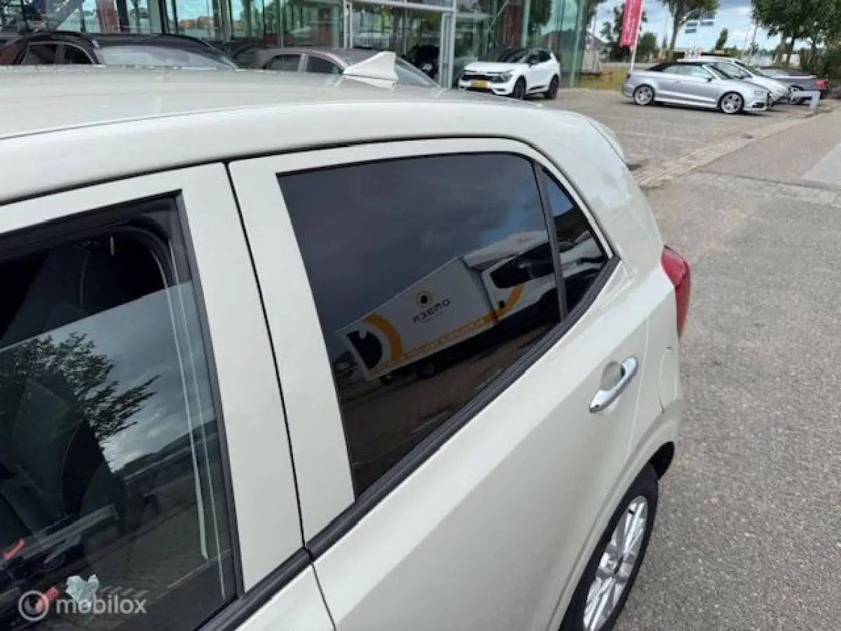 1.0 DPi Dynamic Edition - Stoel & Stuurverwarming, Navigatie via Carplay, Camera achter, Airco, Electr ramen en spiegels, Deurvergr. met afst.diening, Priveglas, Velgen