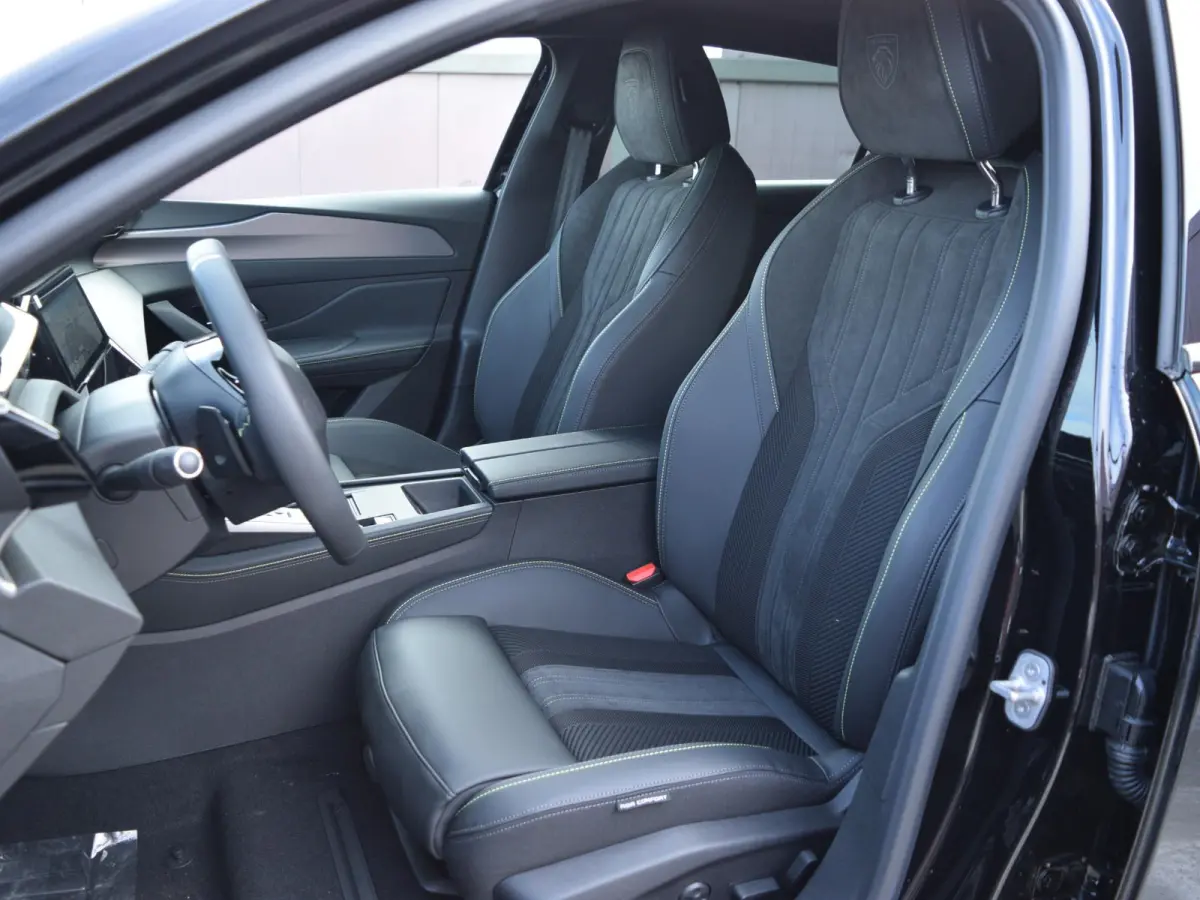 GT 54 kWh | Direct rijden | Alcantara-pakket | 360 Vision & Drive Assist Plus Pack | Sensation Pack | Warmtepomp