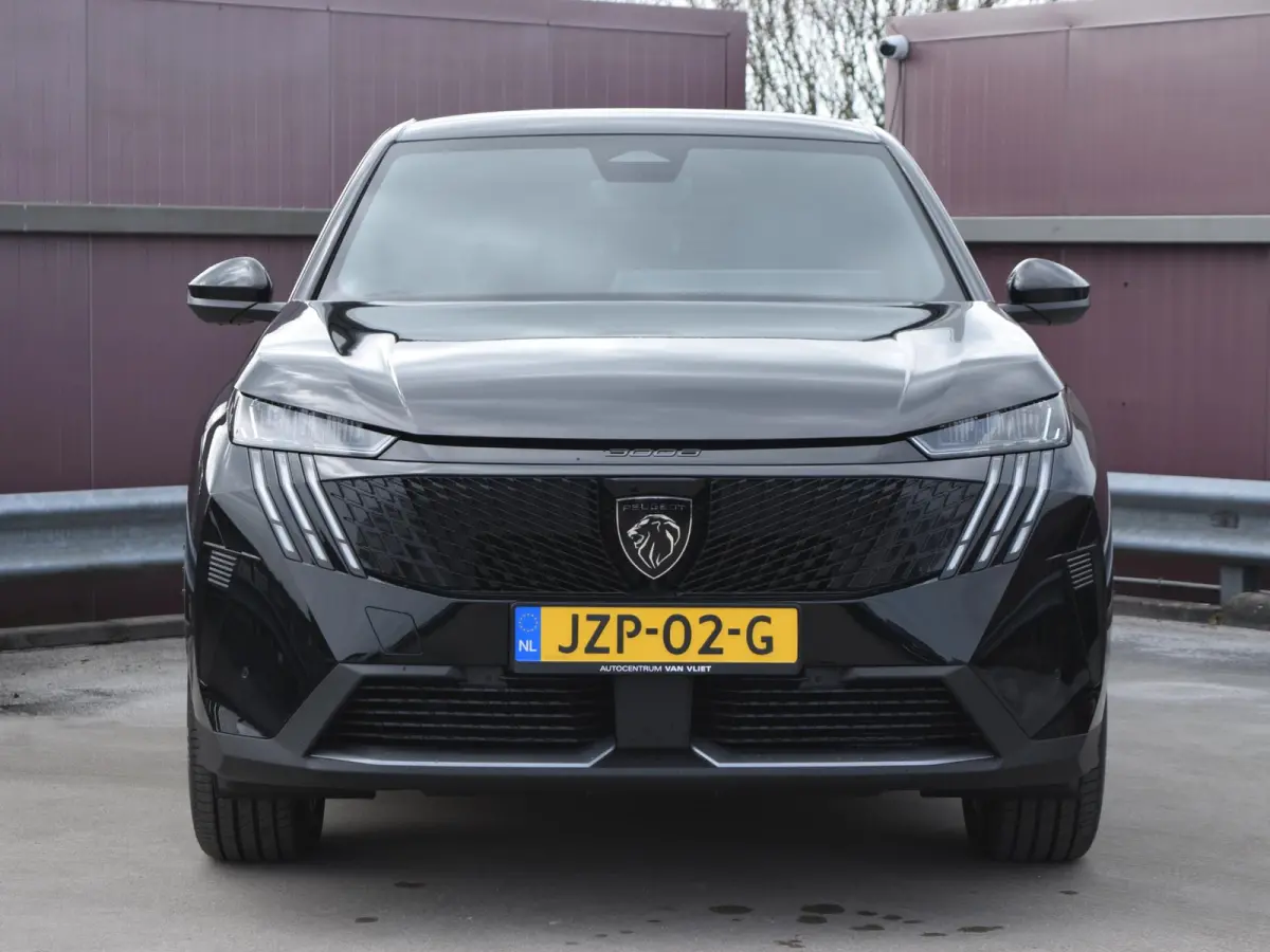 1.2 Hybrid 145 Allure | 360 vision & Drive Assist Pack | Panoramic Navigation Pack | Seat Pack |