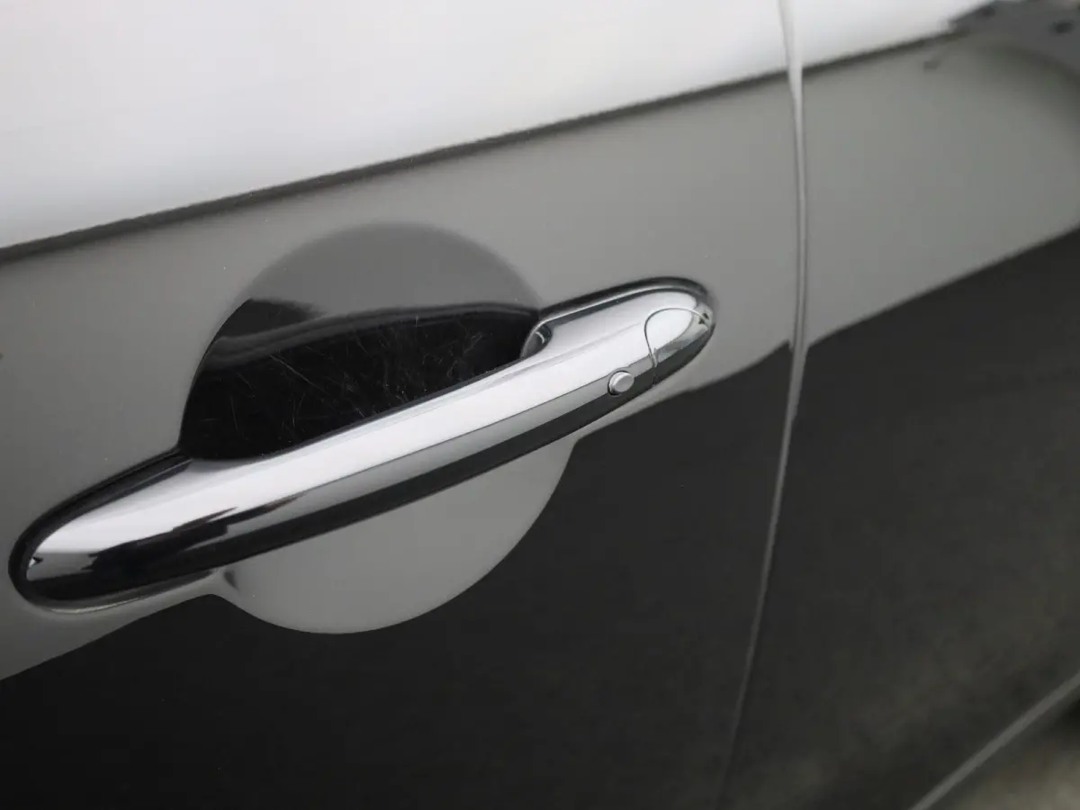 1.5 Cooper Classic Automaat | Apple/Android Play | Camera | Navi | Sport Stuur/Stoelen | Leder | LED | Keyless | Comfort Pack | Connected Navigation | 12 Maand BOVAG Garantie! |