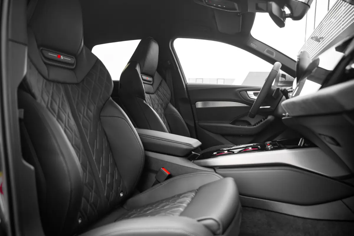 Avant 2.0 quattro S edition