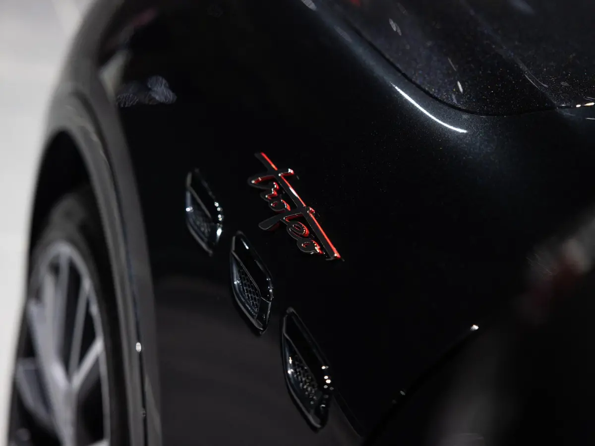 3.0 V6 Trofeo | AWD | Carbon Exterior Pack | Panoramisch Schuif/Kantel Dak | 21'' Velgen |