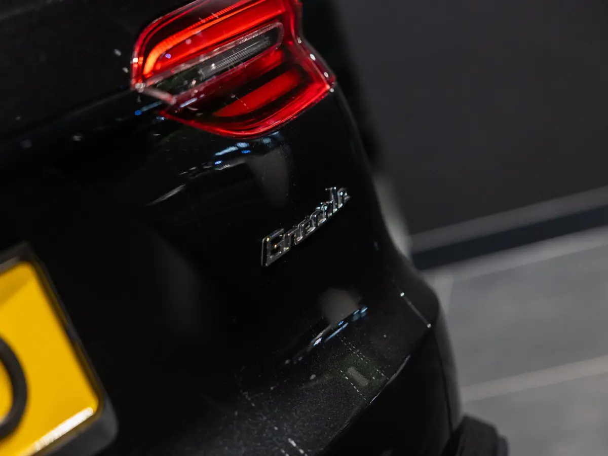 3.0 V6 Trofeo | AWD | Carbon Exterior Pack | Panoramisch Schuif/Kantel Dak | 21'' Velgen |