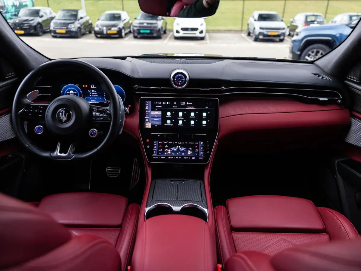 3.0 V6 Trofeo | AWD | Carbon Exterior Pack | Panoramisch Schuif/Kantel Dak | 21'' Velgen |