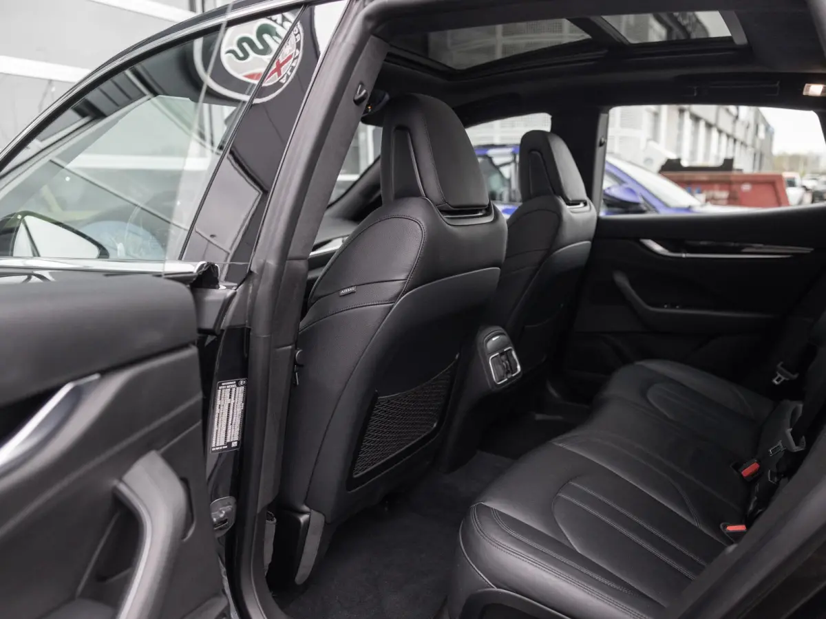 2.0 Hybrid GT | AWD | Luchtvering | Panoramisch Schuif/Kantel Dak | 21'' Velgen | Adaptive Cruise Control |