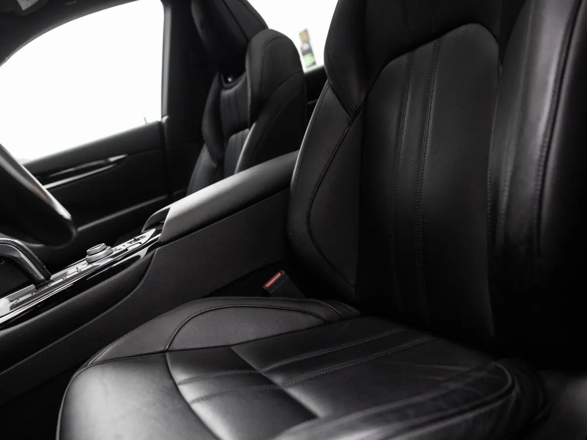 2.0 Hybrid GT | AWD | Luchtvering | Panoramisch Schuif/Kantel Dak | 21'' Velgen | Adaptive Cruise Control |