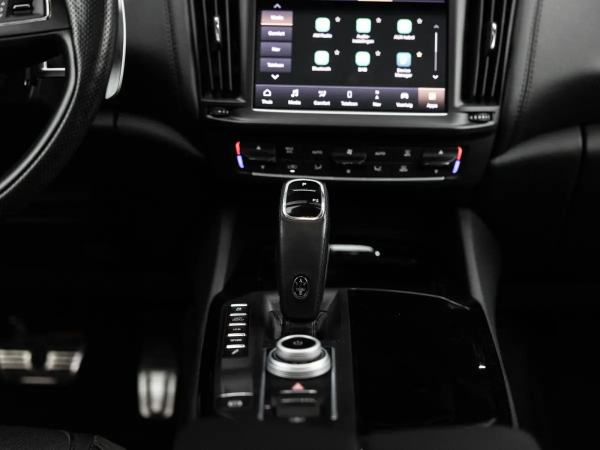 2.0 Hybrid GT | AWD | Luchtvering | Panoramisch Schuif/Kantel Dak | 21'' Velgen | Adaptive Cruise Control |