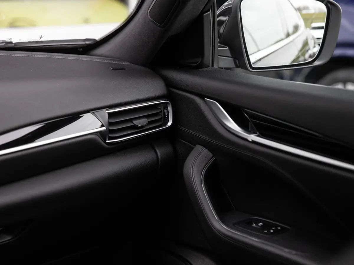 2.0 Hybrid GT | AWD | Luchtvering | Panoramisch Schuif/Kantel Dak | 21'' Velgen | Adaptive Cruise Control |