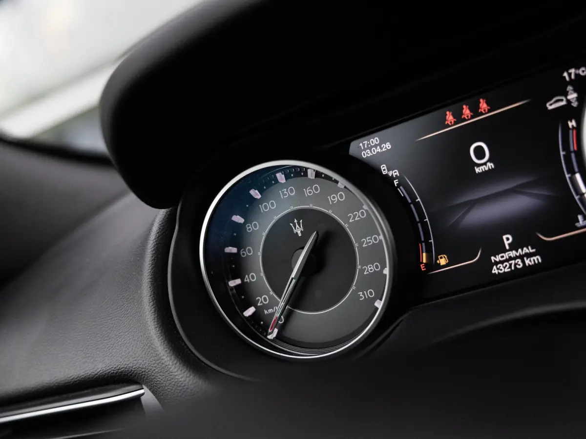 2.0 Hybrid GT | AWD | Luchtvering | Panoramisch Schuif/Kantel Dak | 21'' Velgen | Adaptive Cruise Control |
