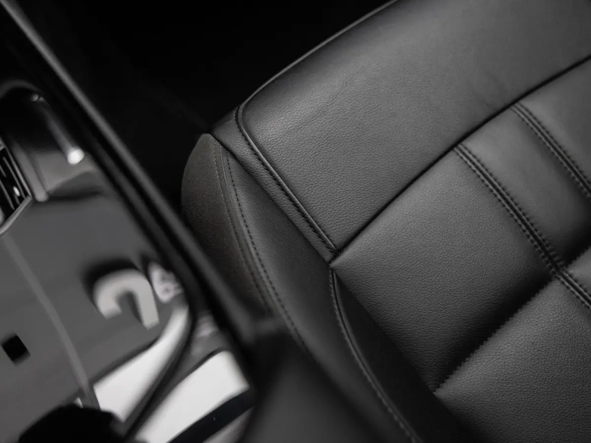 2.0 Hybrid GT | AWD | Luchtvering | Panoramisch Schuif/Kantel Dak | 21'' Velgen | Adaptive Cruise Control |