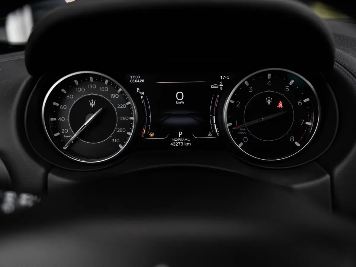 2.0 Hybrid GT | AWD | Luchtvering | Panoramisch Schuif/Kantel Dak | 21'' Velgen | Adaptive Cruise Control |