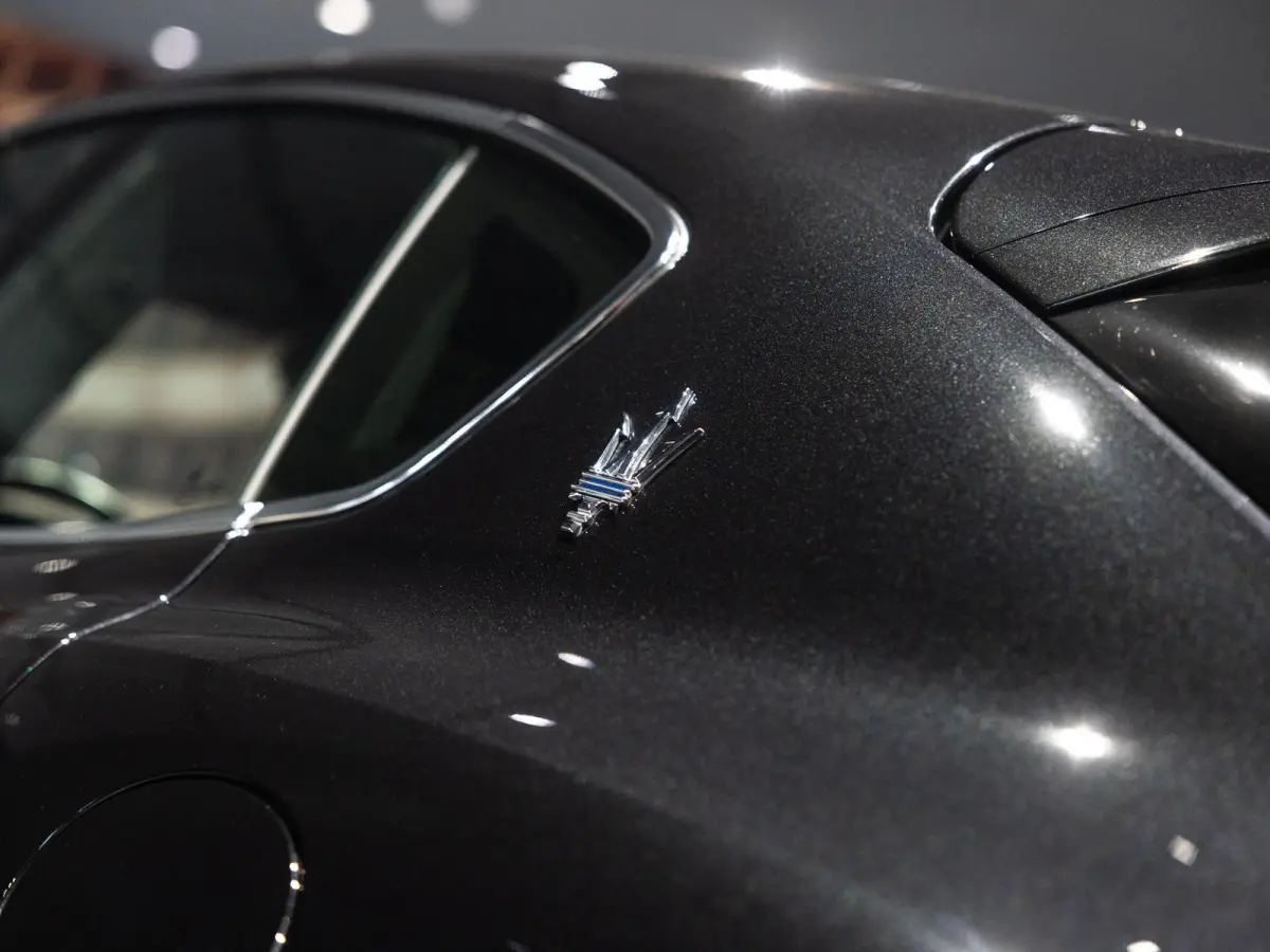 2.0 Hybrid GT | AWD | Luchtvering | Panoramisch Schuif/Kantel Dak | 21'' Velgen | Adaptive Cruise Control |