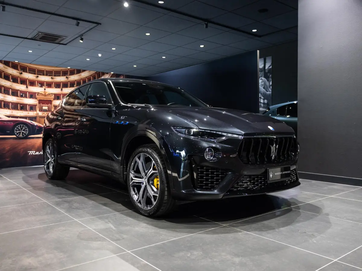 2.0 Hybrid GT | AWD | Luchtvering | Panoramisch Schuif/Kantel Dak | 21'' Velgen | Adaptive Cruise Control |