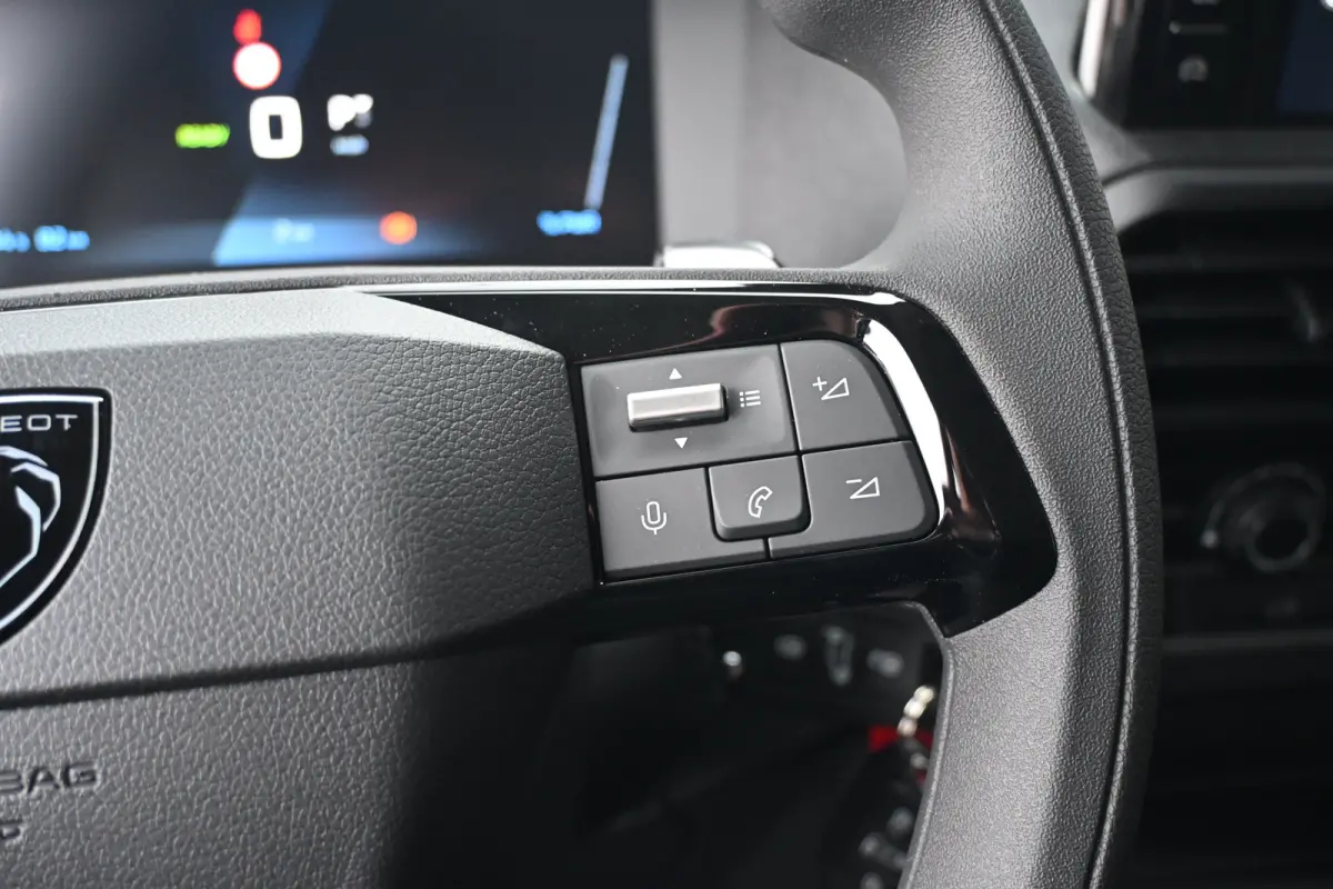 EV L3 75kWh 3 Fase DEMO-DEAL! | Betimmering | Navigatie | Dodehoek-Detectie | Achteruitrijcamera | Cruise Control | !!