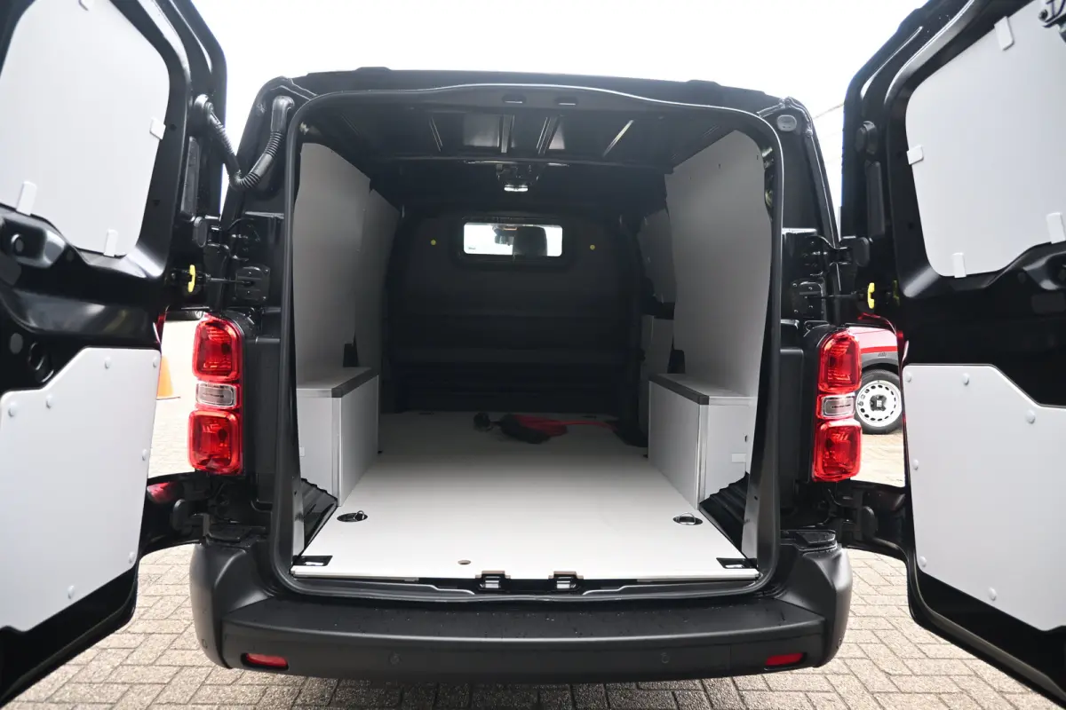 EV L3 75kWh 3 Fase DEMO-DEAL! | Betimmering | Navigatie | Dodehoek-Detectie | Achteruitrijcamera | Cruise Control | !!