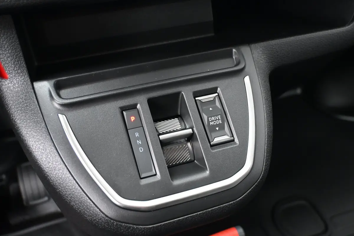EV L3 75kWh 3 Fase DEMO-DEAL! | Betimmering | Navigatie | Dodehoek-Detectie | Achteruitrijcamera | Cruise Control | !!