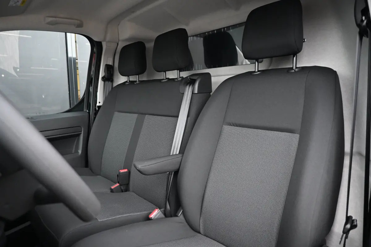 EV L3 75kWh 3 Fase DEMO-DEAL! | Betimmering | Navigatie | Dodehoek-Detectie | Achteruitrijcamera | Cruise Control | !!