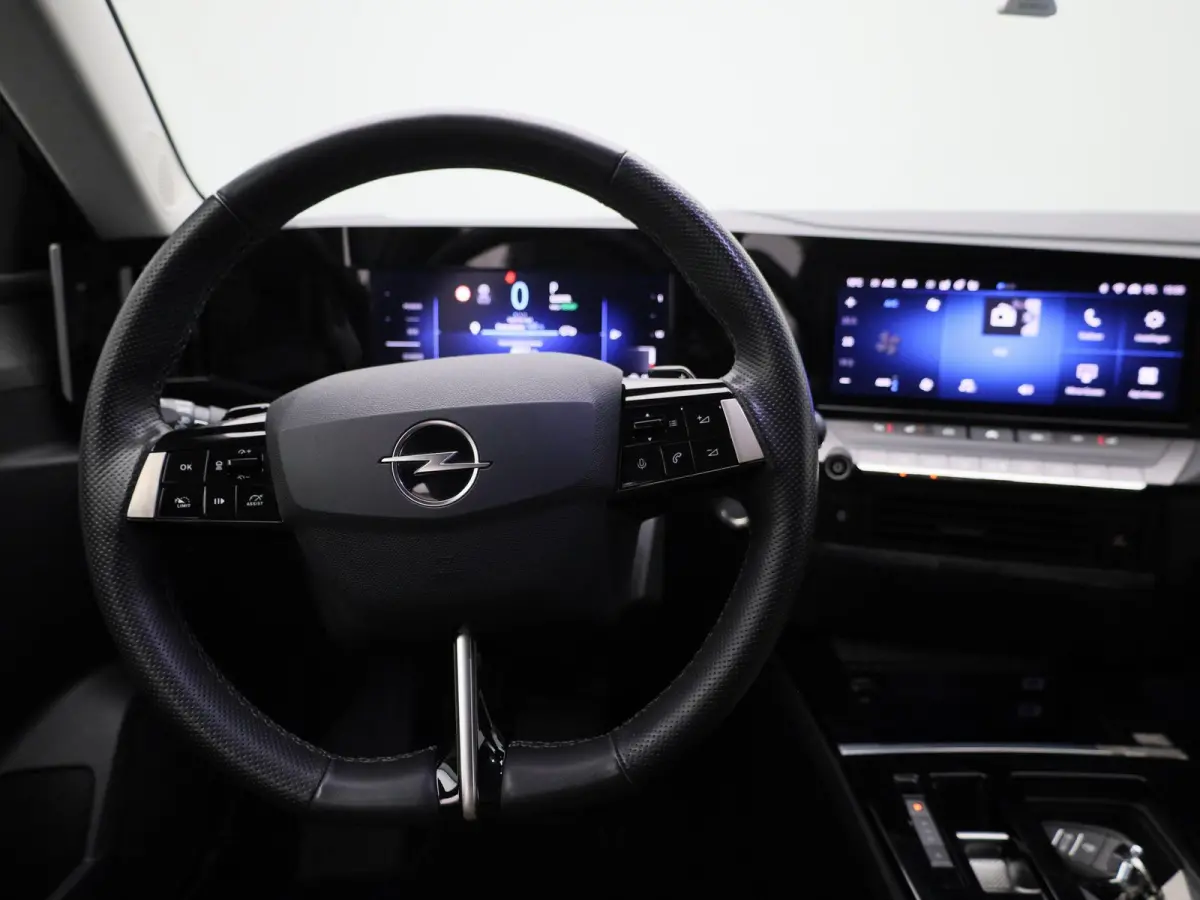 1.6 Turbo Hybrid 132kW Elegance | CAMERA | LED | STOELVERWARMING | APPLE CARPLAY / ANDROID AUTO
